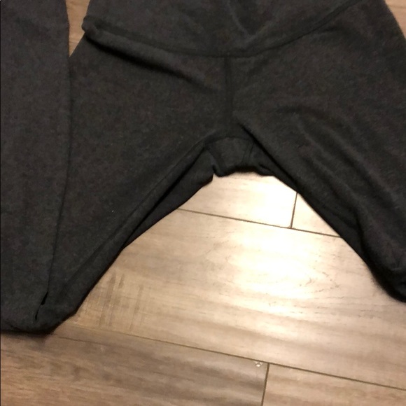 Lululemon wunder under - Picture 4 of 4